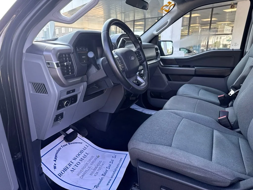 Used 2025 Black Ford XLT image 12