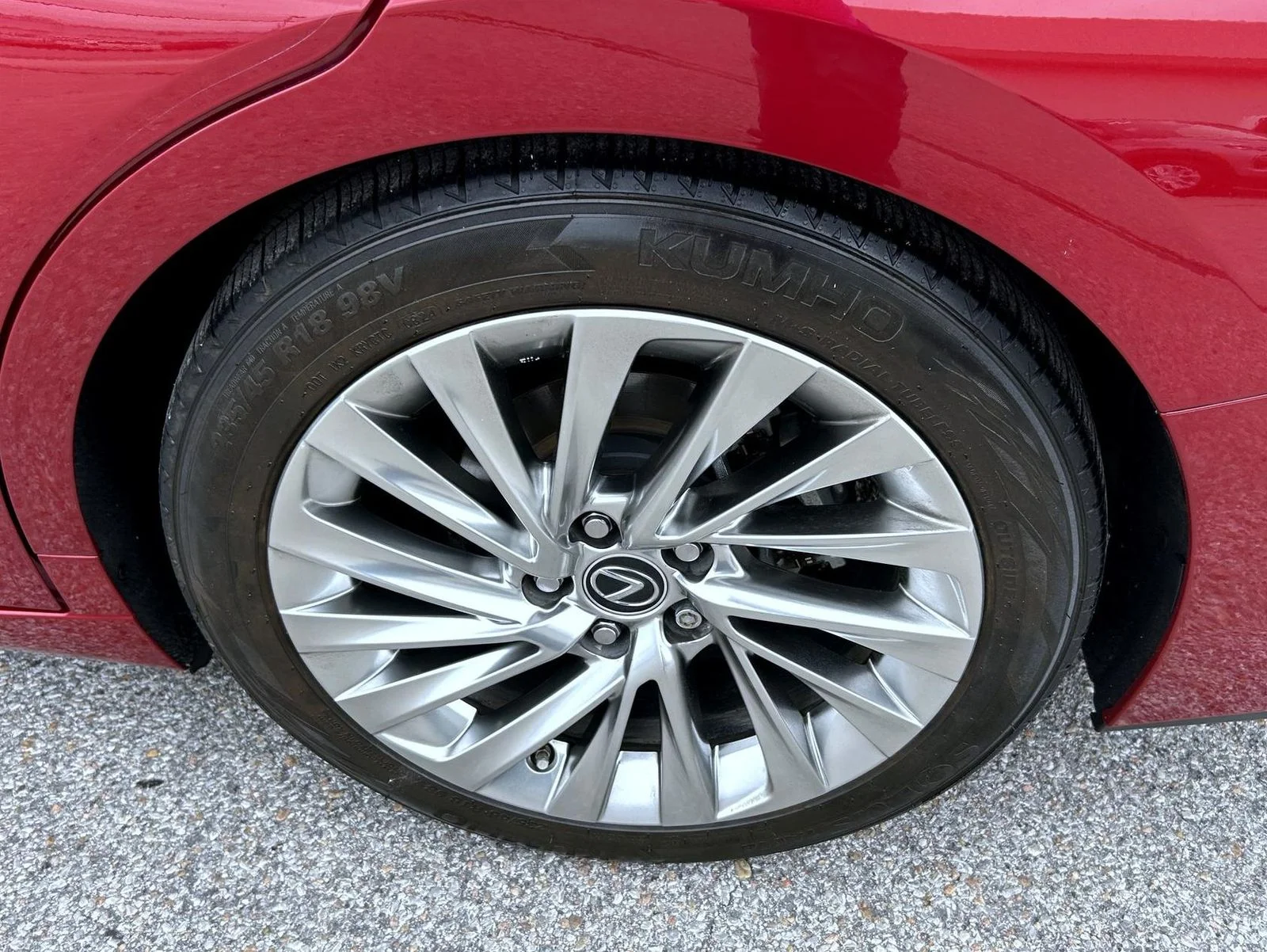 Used 2019 Red Lexus 350 Luxury image 21
