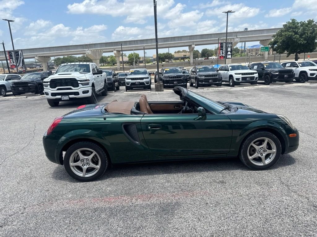 Used 2002 Green Toyota Base image 15