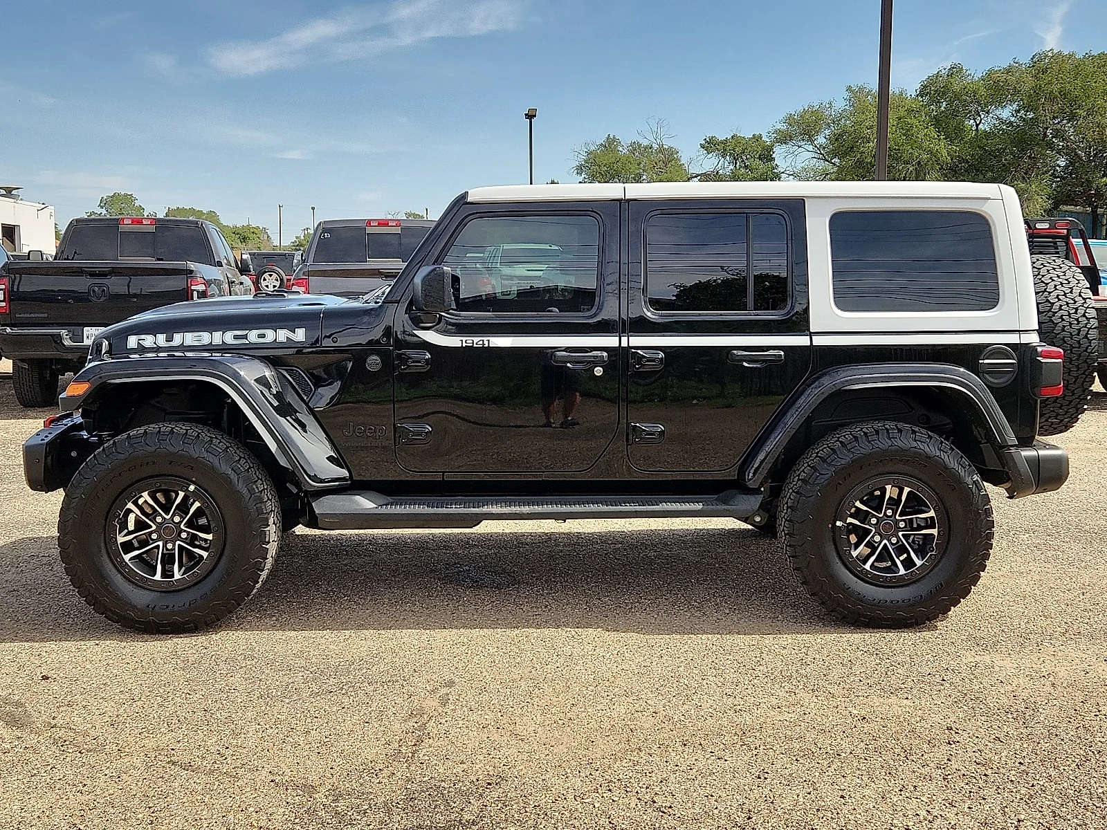 New 2026 PX8 Black Clear Jeep 4-DOOR RUBICON image 2