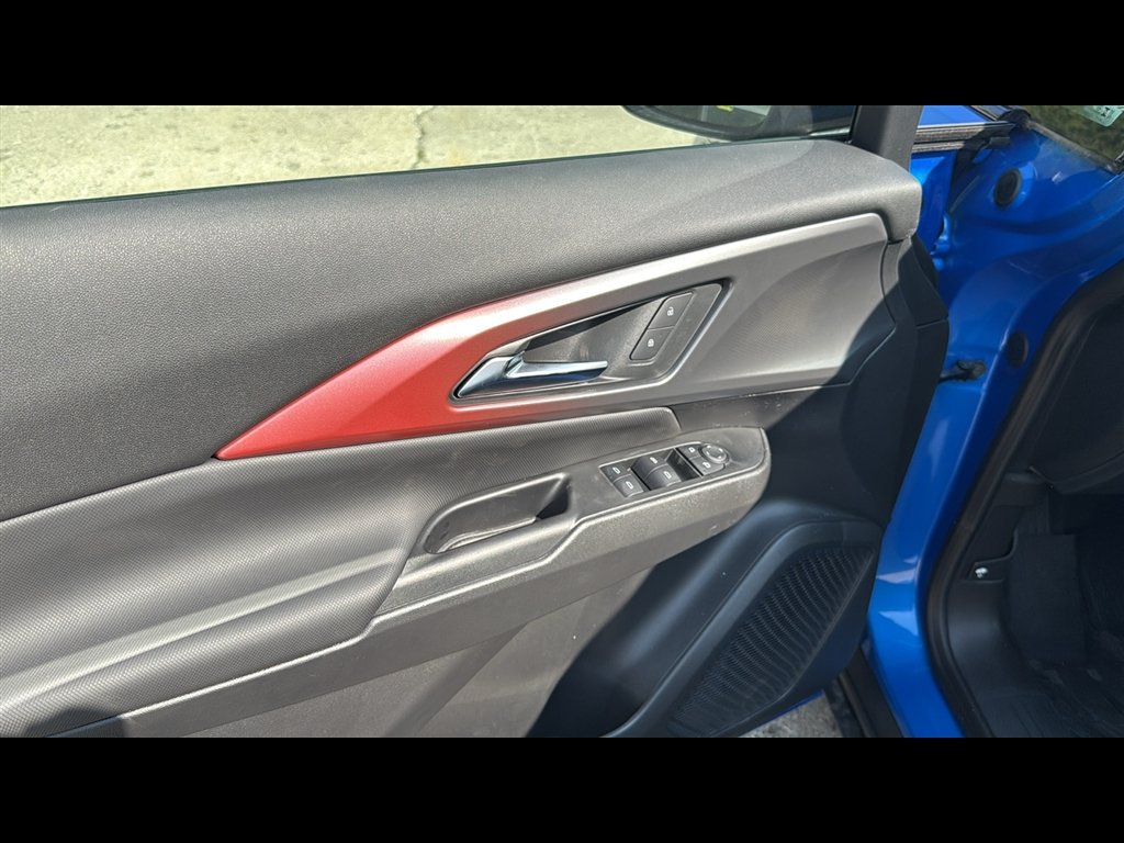 2025 Chevrolet Equinox EV RS - Photo 7