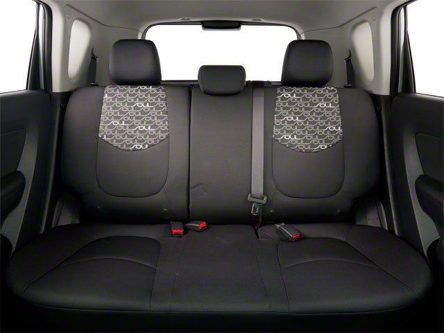 Used 2010 Alien Kia ! image 17