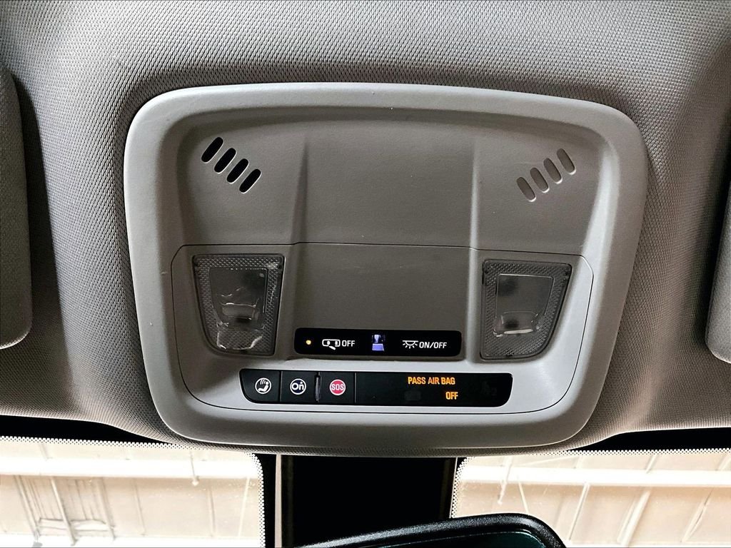 Used 2018 Gray Chevrolet LT image 22