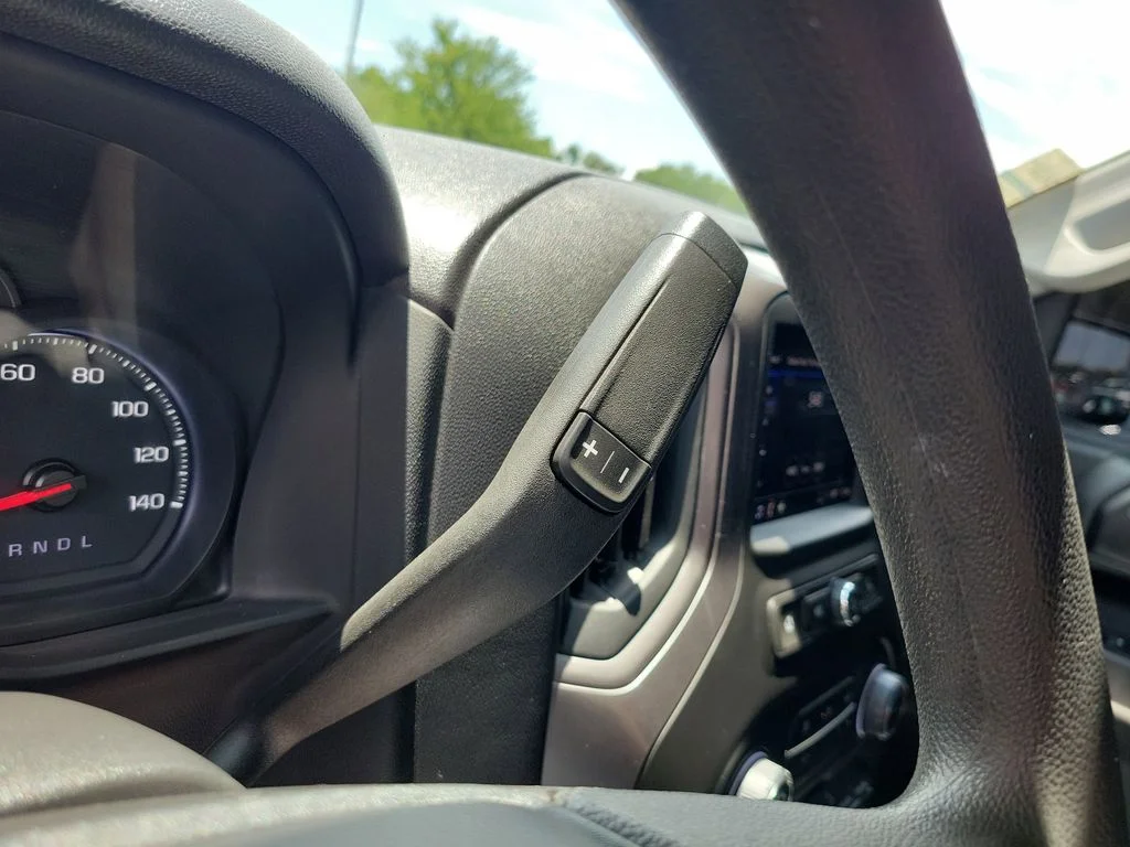 Used 2022 Summit White Chevrolet Custom Trail Boss image 23