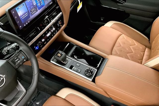 New 2026 Scarlet Ember Tintcoat Nissan Platinum image 9