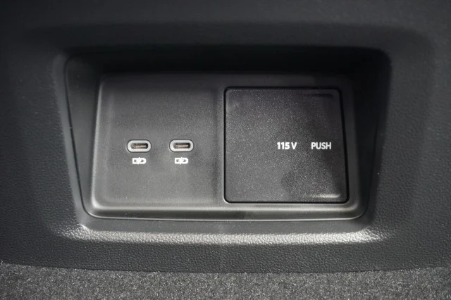 New 2026 Avocado Green Pearl Volkswagen 2.0T SE w/Technology image 24
