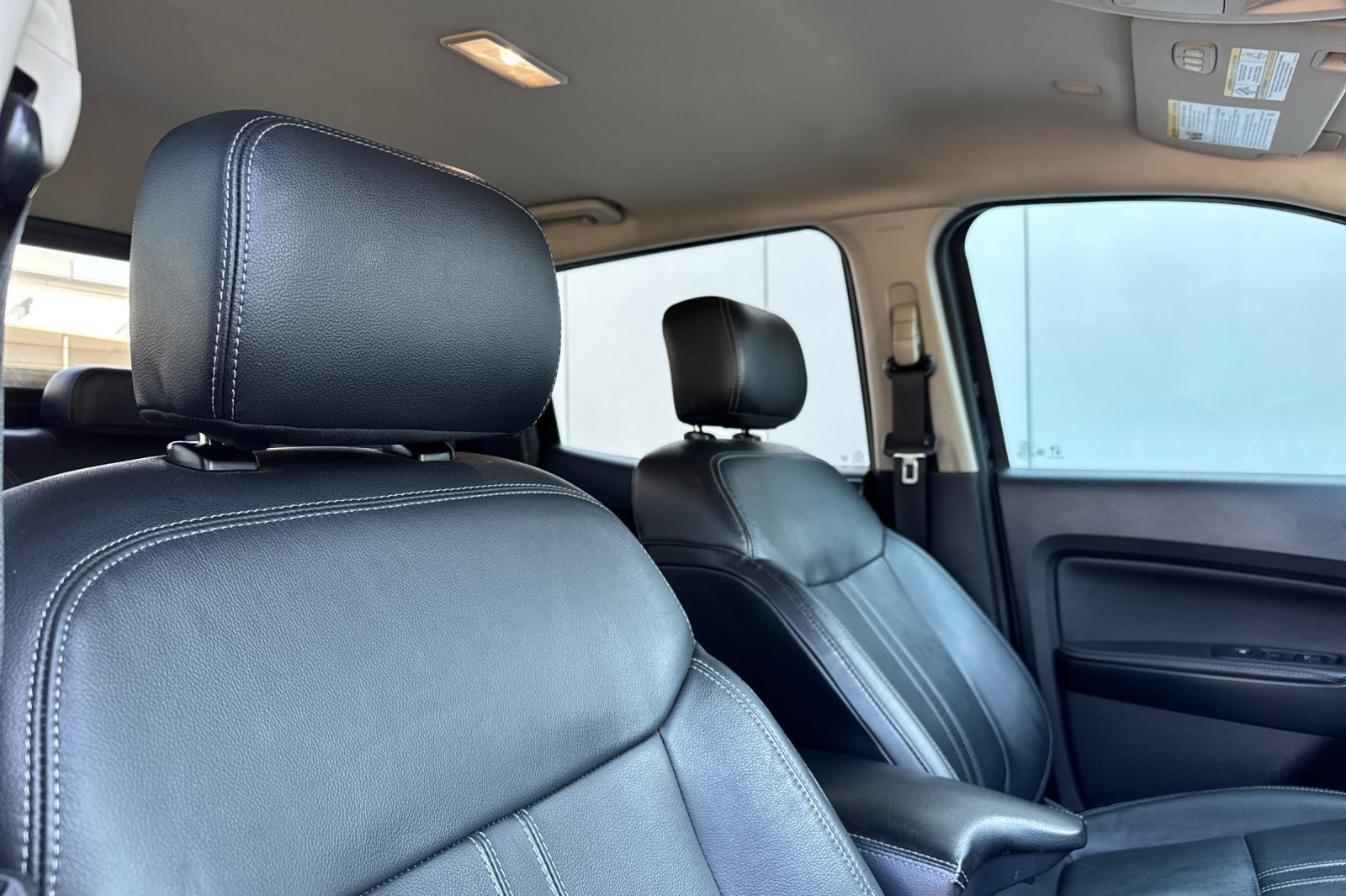 Used 2020 Shadow Black Ford LARIAT image 16
