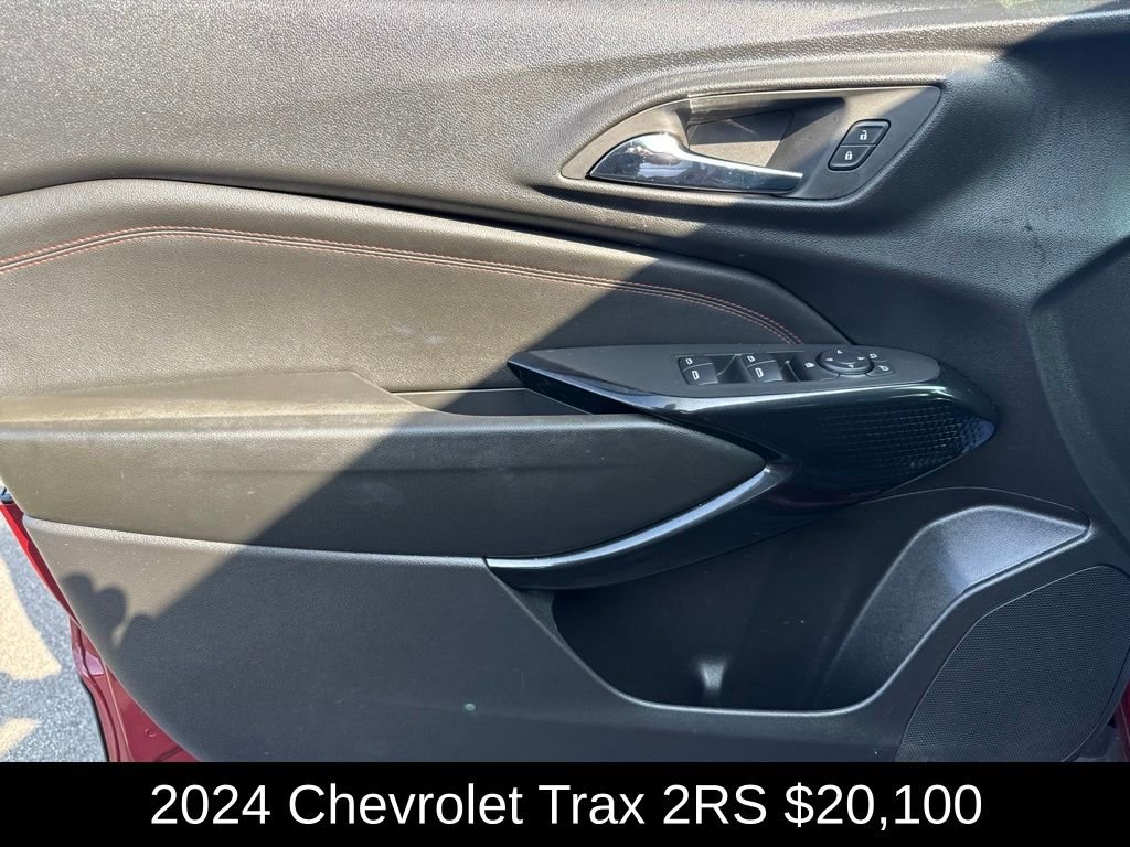 Used 2024 Crimson Chevrolet 2RS image 10