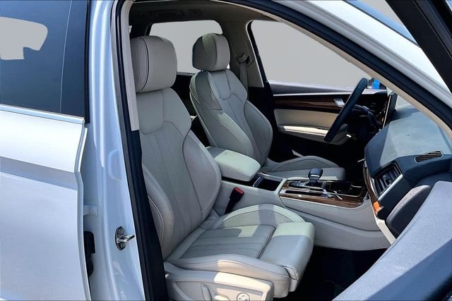 Used 2023 White Audi 45 S line Prestige image 7