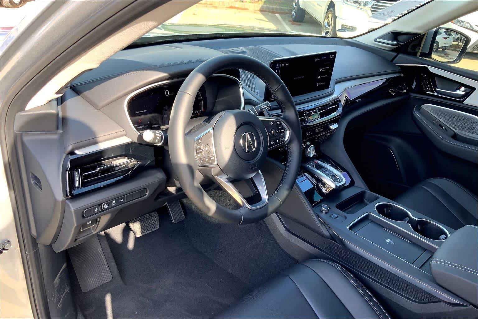 New 2026 Solar Silver Metallic Acura w/Technology Package image 10