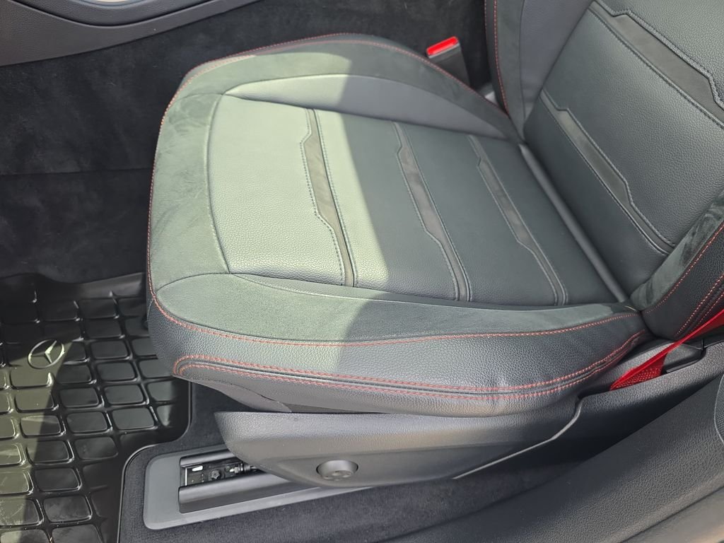 Used 2023 White Mercedes-Benz GLE 53 AMG® image 32