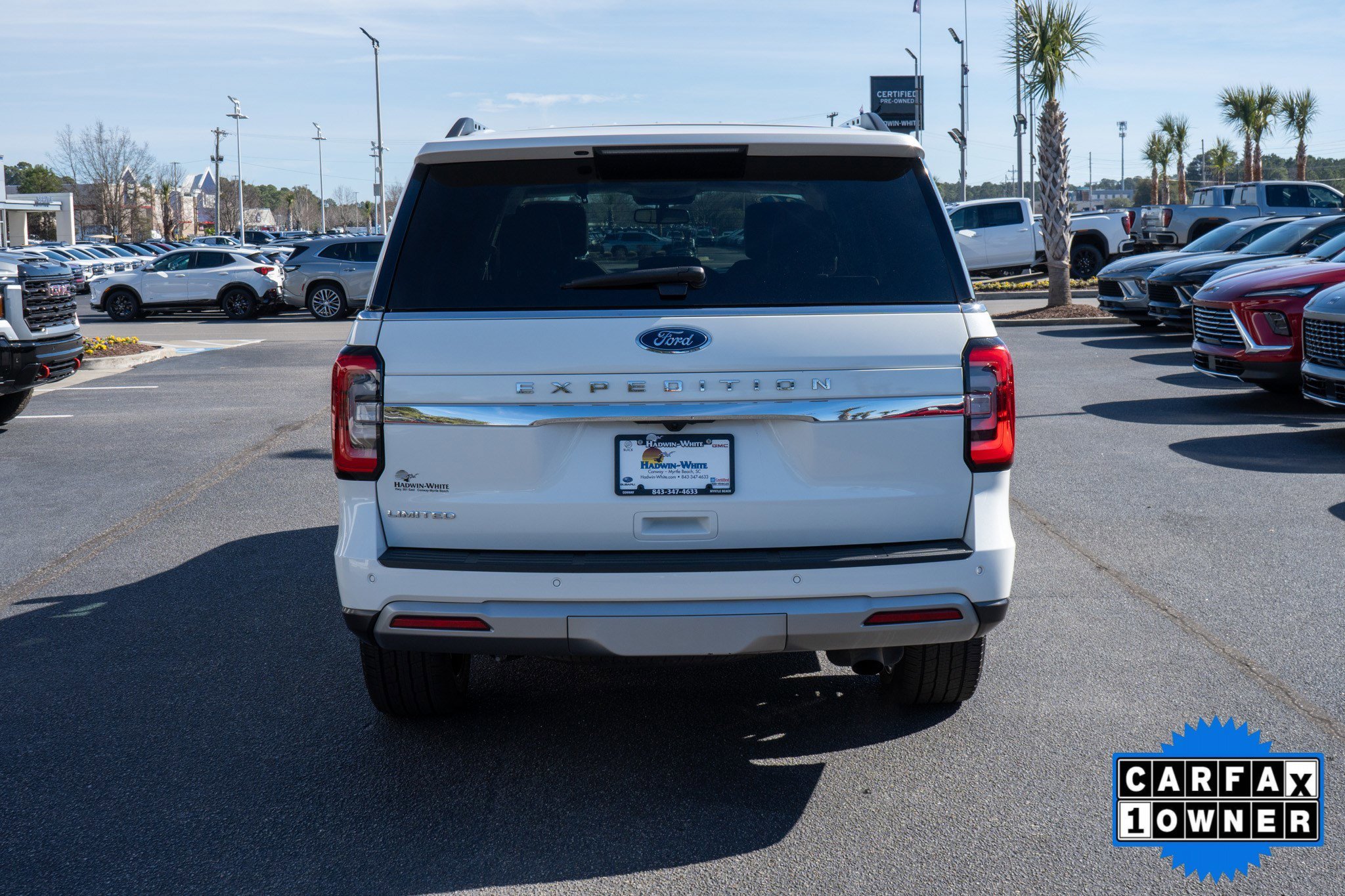 Used 2024 White Ford Limited image 4
