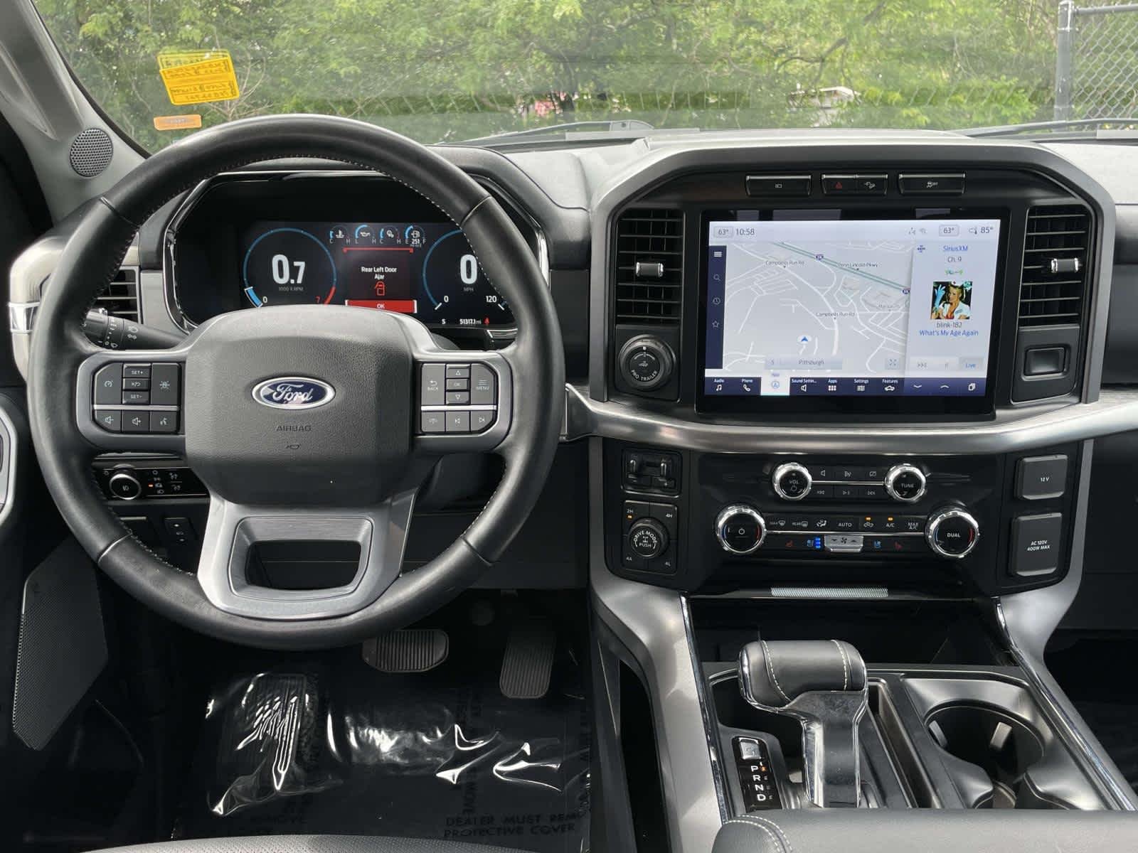 Used 2023 Silver Ford LARIAT image 4