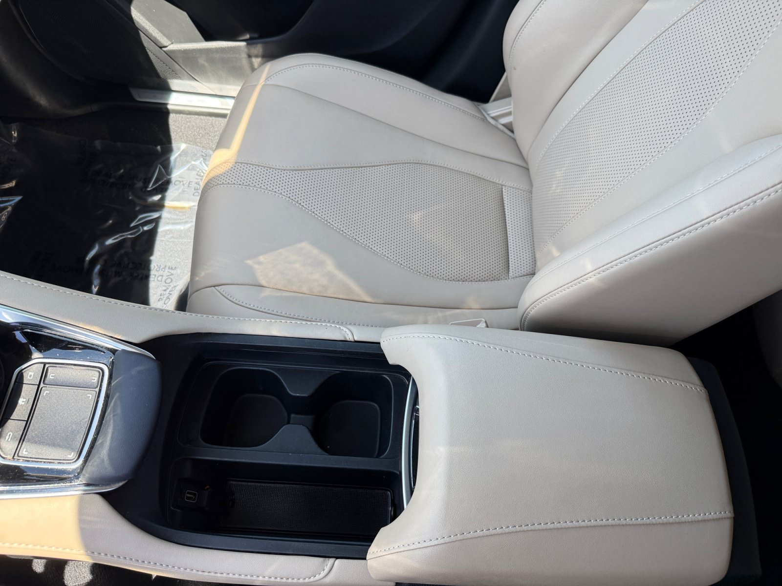 Used 2019 Performance Red Pearl Acura Technology Package image 14