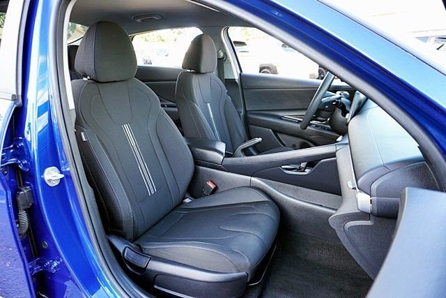 Used 2021 Blue Hyundai SEL image 11