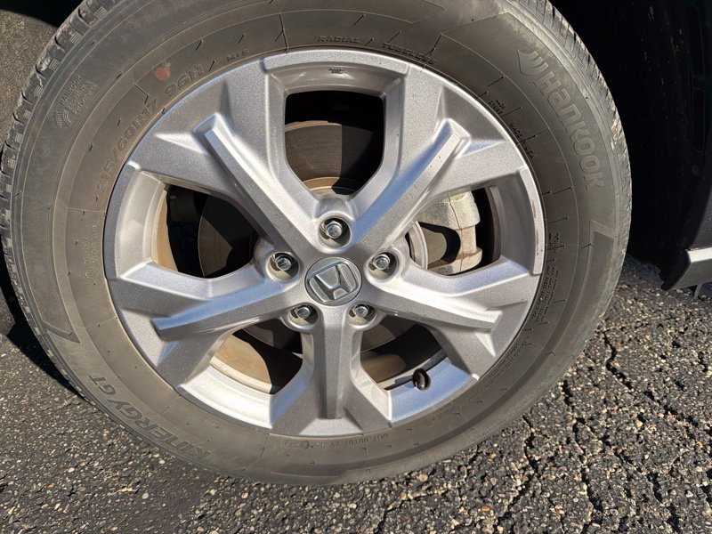 Used 2024  Honda LX image 9