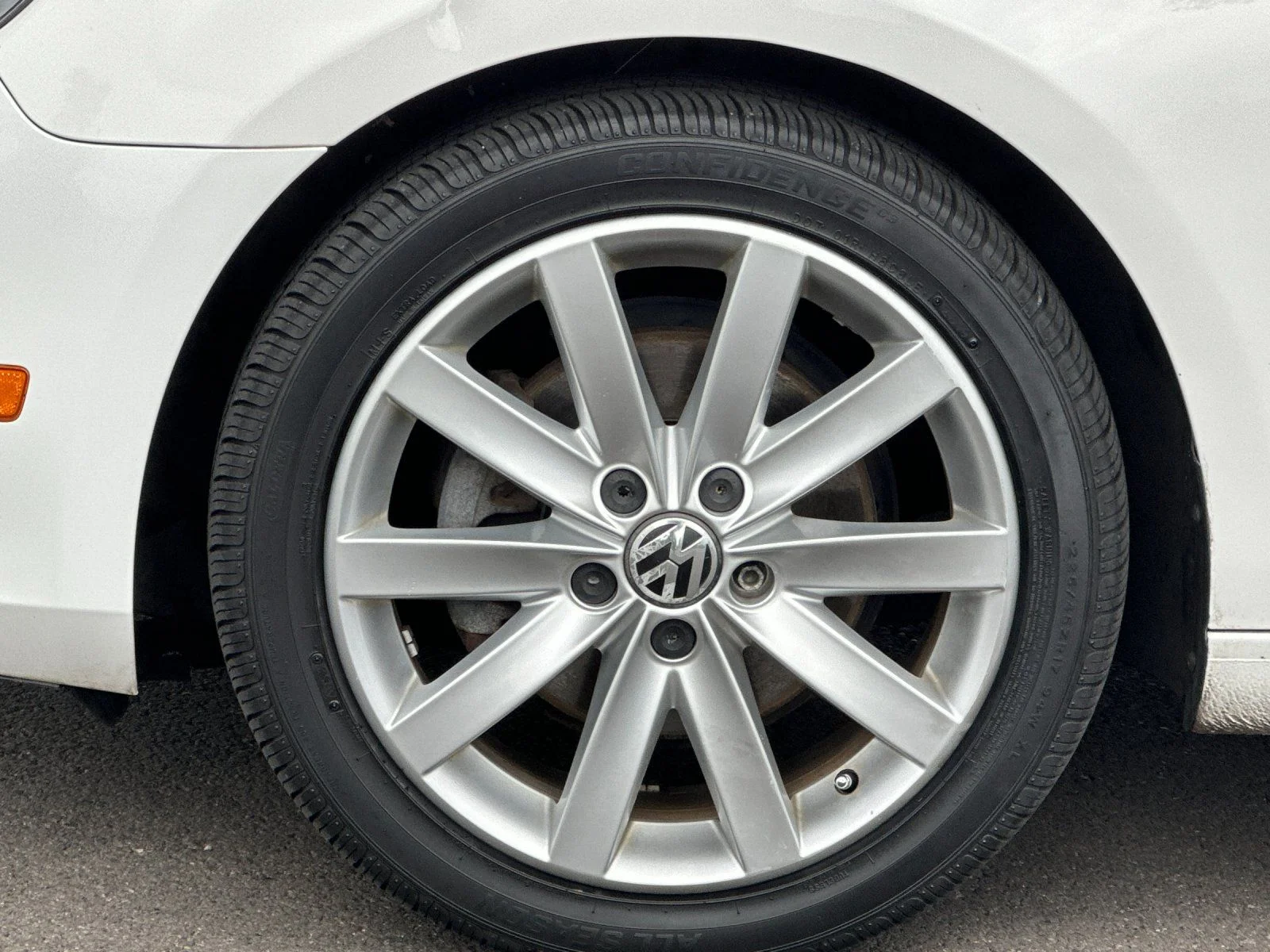 Used 2011 White Volkswagen TDI image 30
