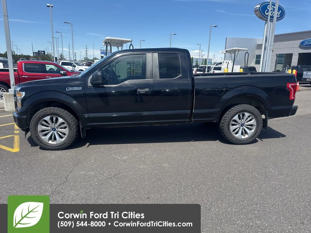 Used 2017 Shadow Black Ford XL image 8