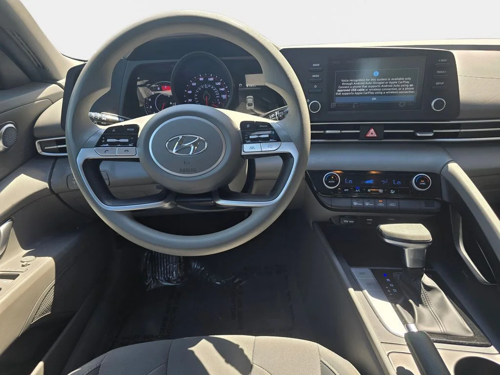 Used 2022 Blue Hyundai SEL image 19