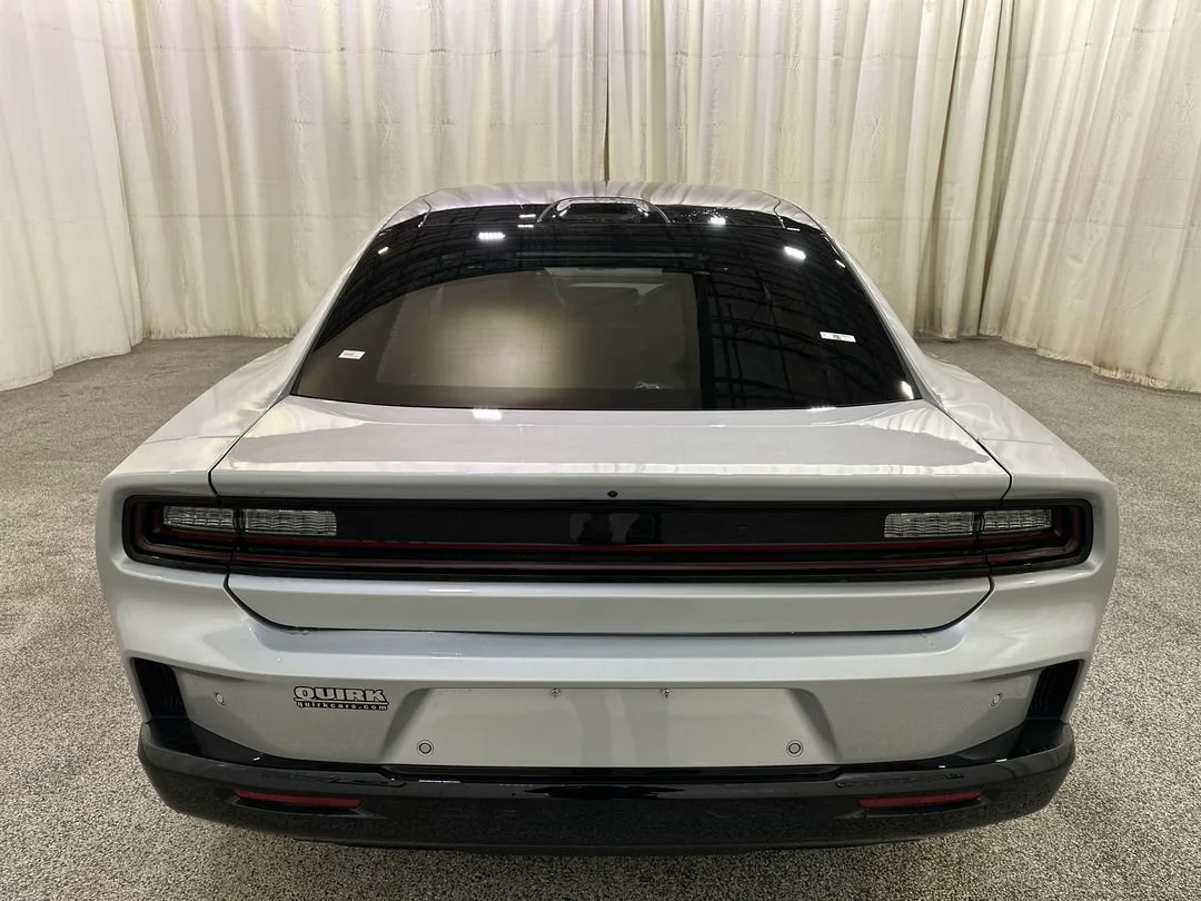 2025 Dodge Charger Daytona R/T - Photo 7