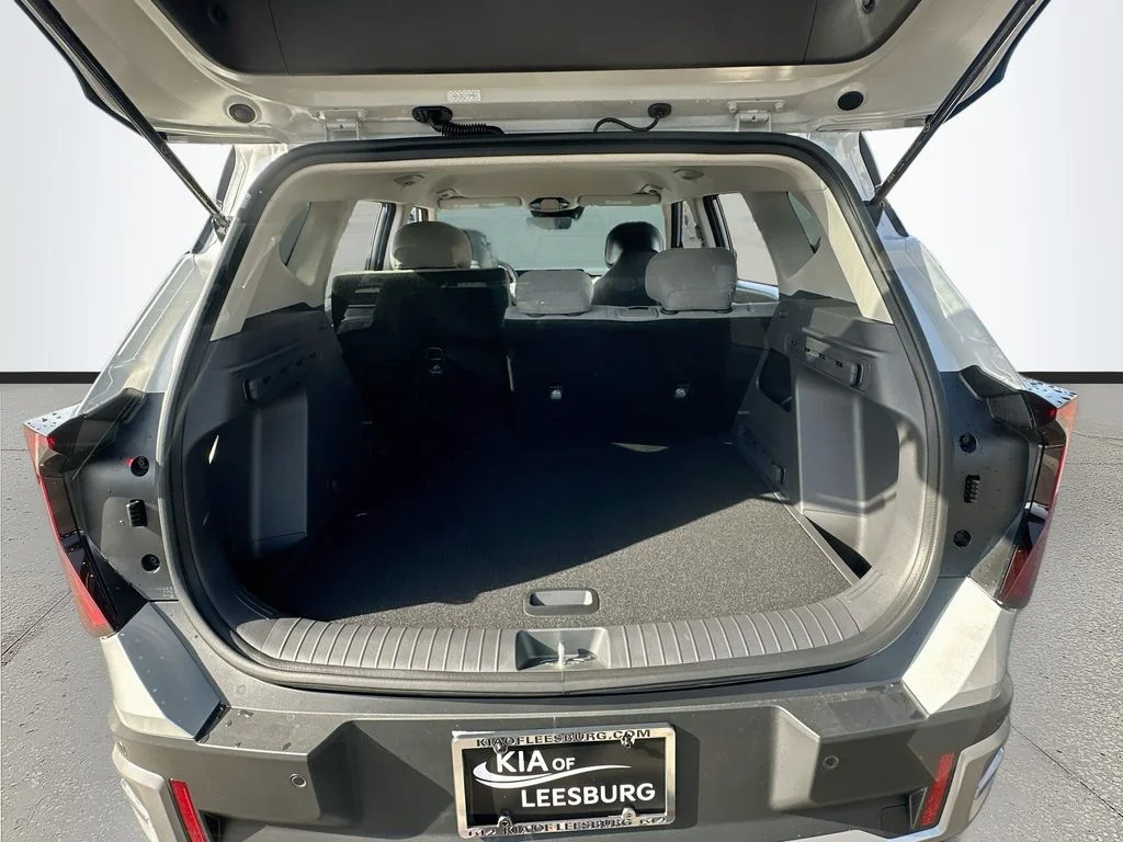 New 2027 Ivory Silver Kia S image 29