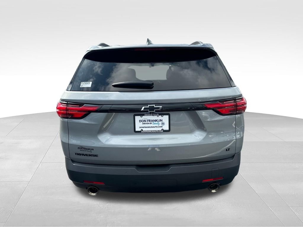 Used 2023 Gray Chevrolet LT image 4