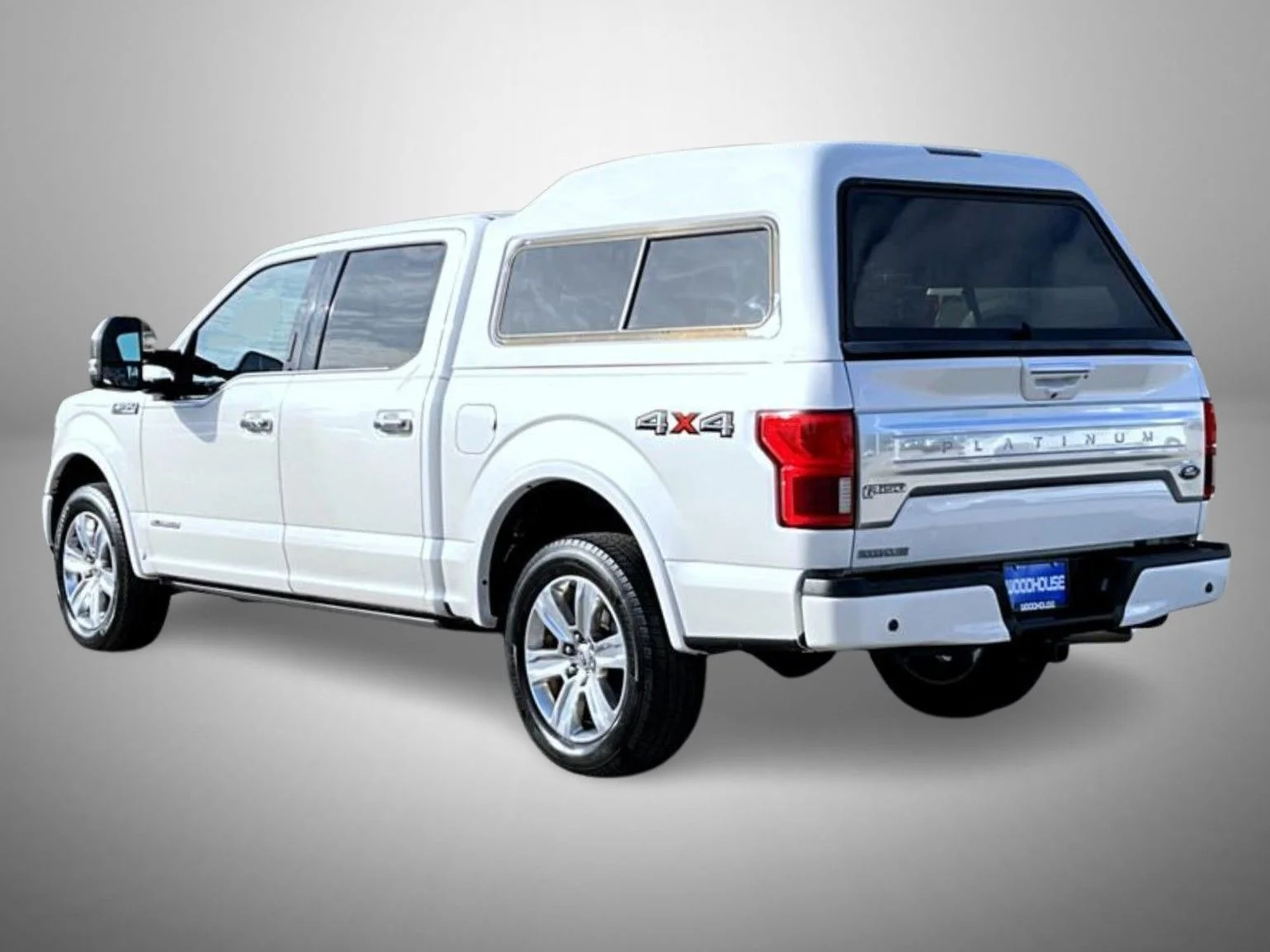 Used 2018 White Ford Platinum image 7