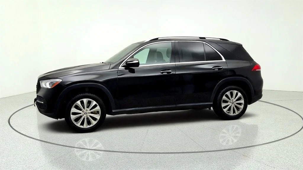 Used 2020 Black Mercedes-Benz GLE 350 4MATIC® SUV w/ Premium Pkg image 8