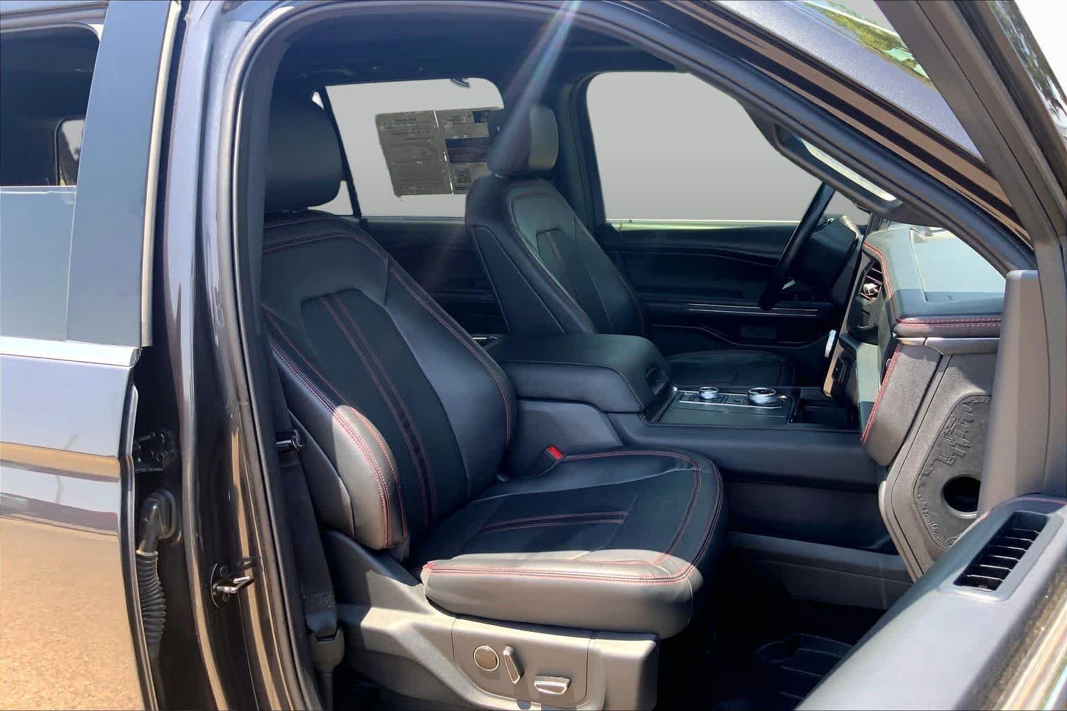 Used 2023 Dark Matter Gray Ford Limited image 9