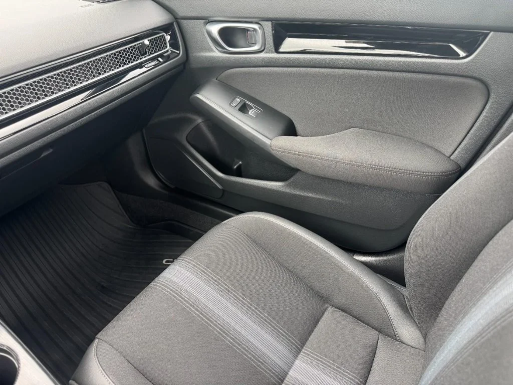 2026 Honda Civic Sport - Photo 22