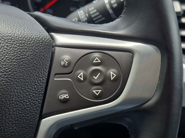 Used 2023 White GMC SLT image 24