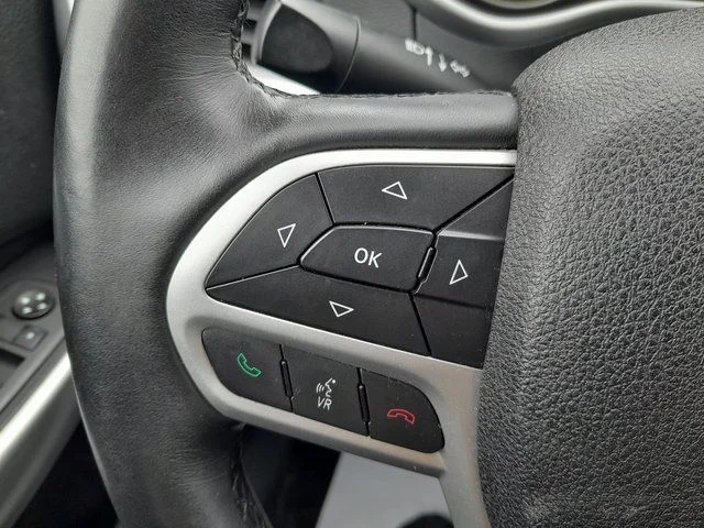 2017 Jeep Cherokee Trailhawk - Photo 13