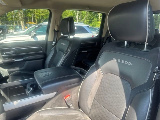 Used 2020 Patriot Blue Pearlcoat Ram Laramie image 11