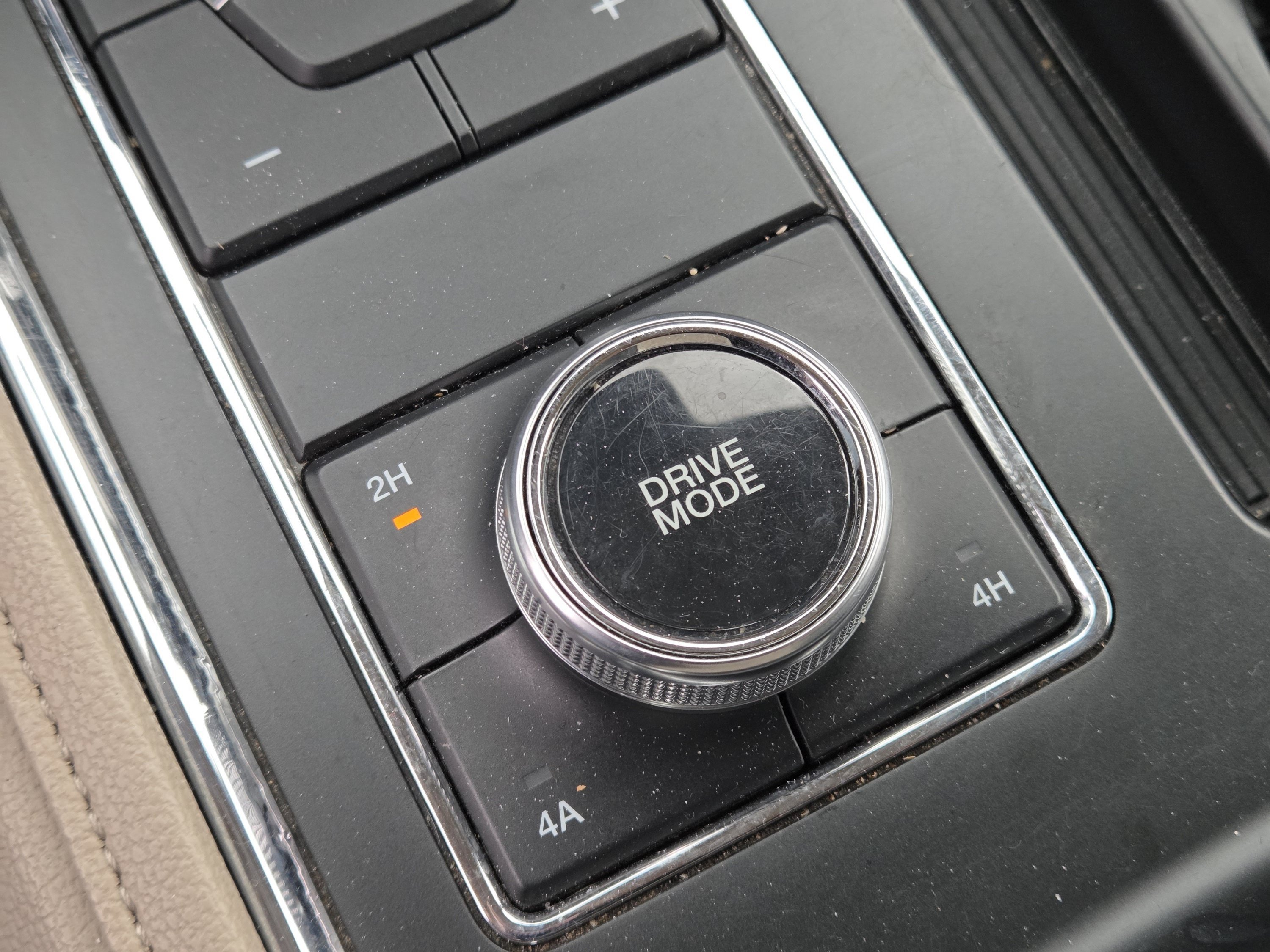 Certified Used 2024 Black Metallic Ford XLT image 10