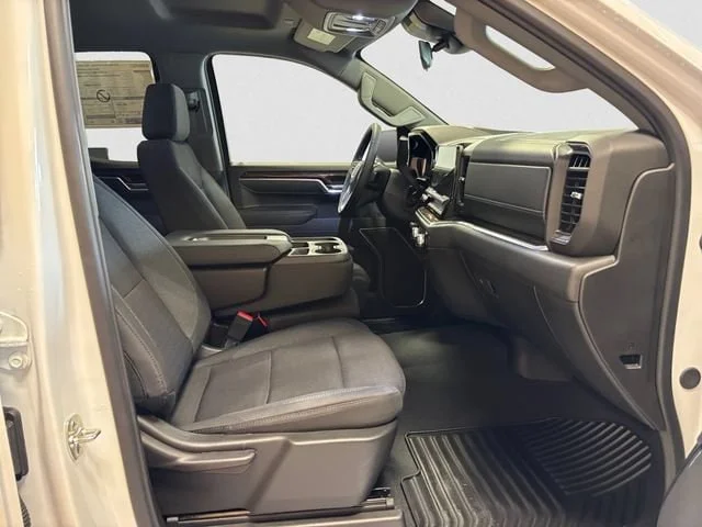 New 2026 Summit White GMC Elevation image 16