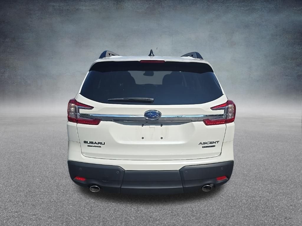 Used 2024 Crystal White Pearl Subaru Limited image 8