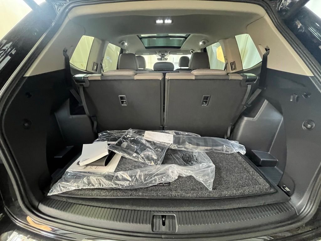 New 2026 Black Volkswagen 2.0T SEL image 23