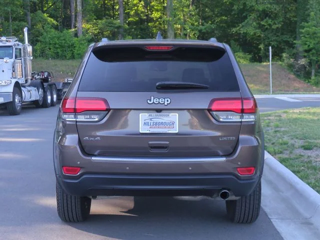 Used 2021 Brown Jeep Limited image 12