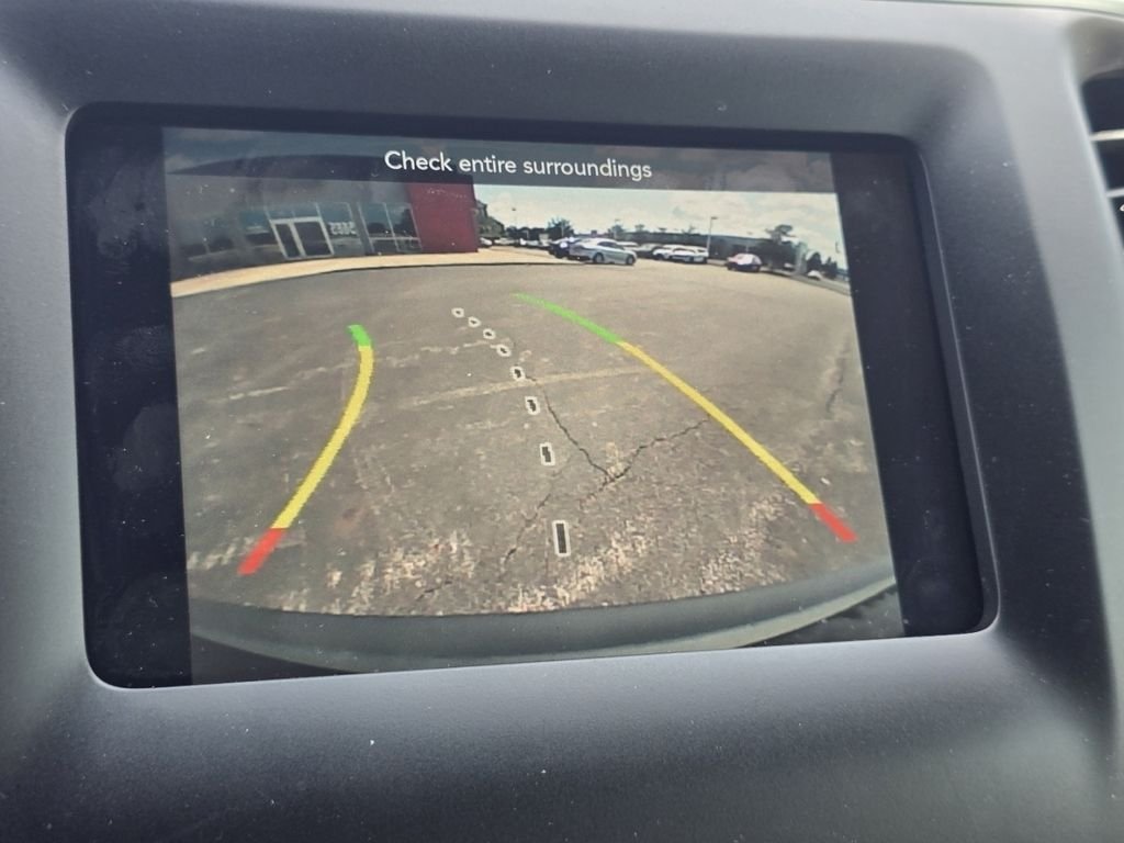 Used 2019 Black Jeep Latitude Plus image 5