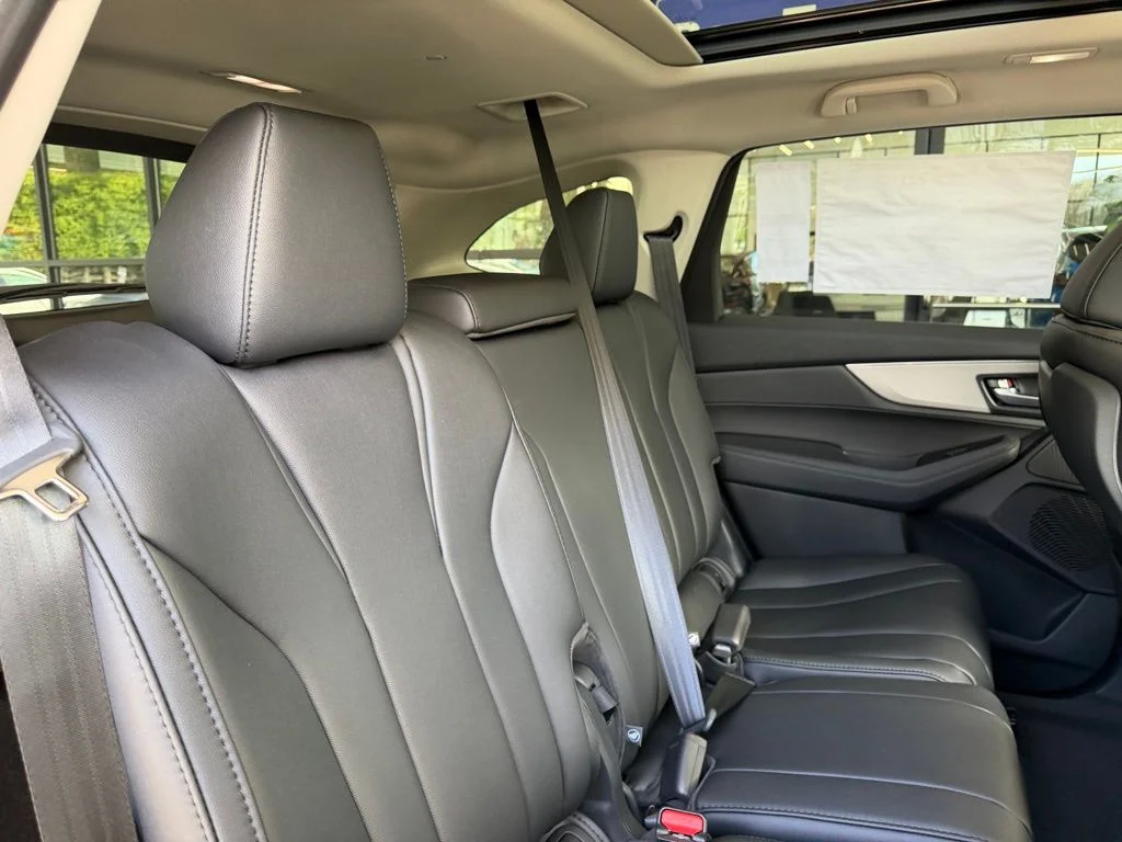 New 2026 Majestic Black Pearl Acura SH-AWD image 29