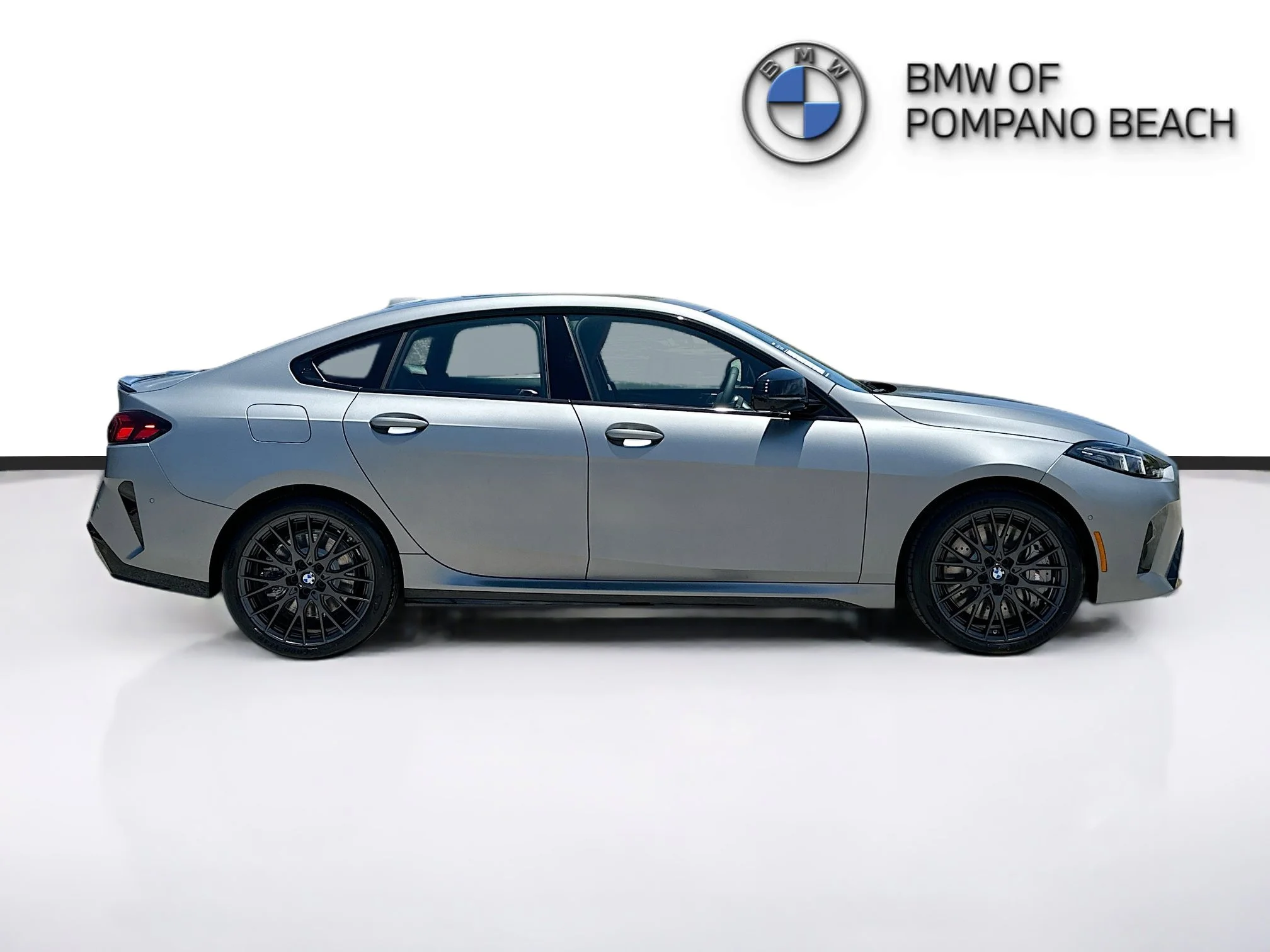 2025 BMW 2 Series M235 - Photo 8