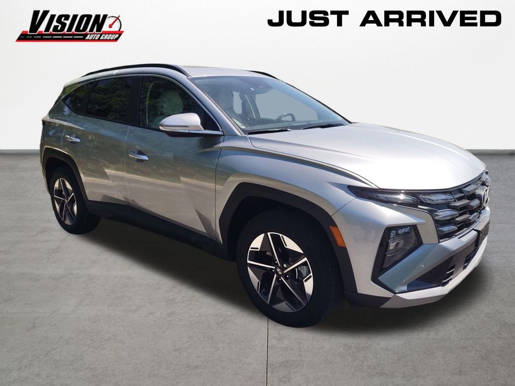 Certified Used 2025 Silver Hyundai SEL Convenience image 7