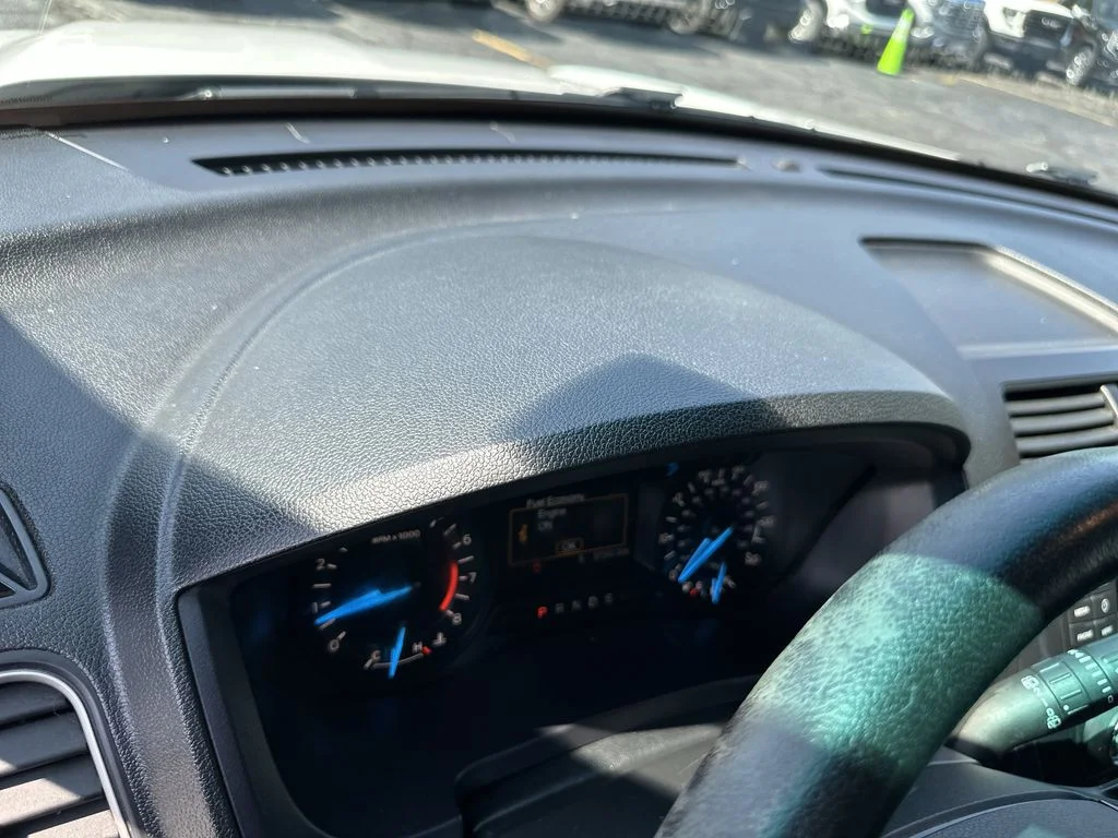 Used 2016 White Ford XLT image 10