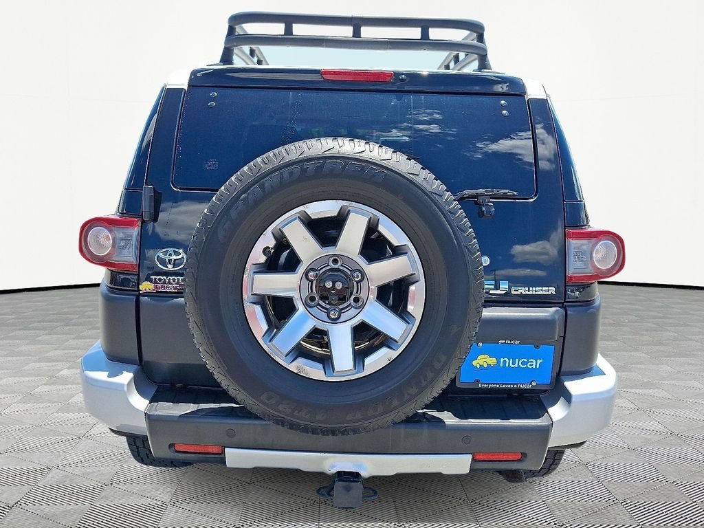 Used 2014 Black Toyota Base image 6