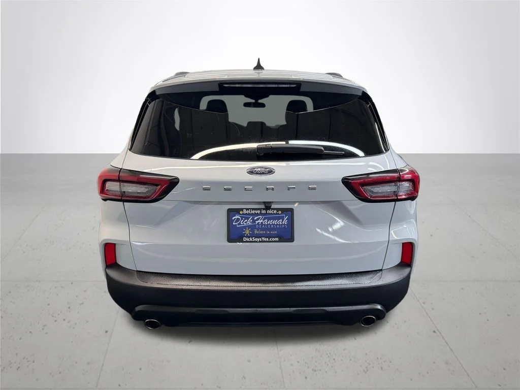 Used 2025 Silver Ford ST-Line image 5