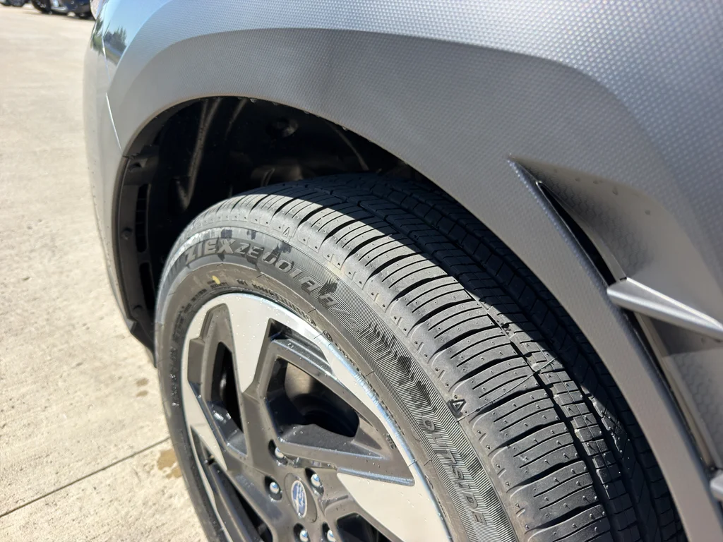 New 2026 MAGNETITE GRAY METALLIC Subaru Limited image 9