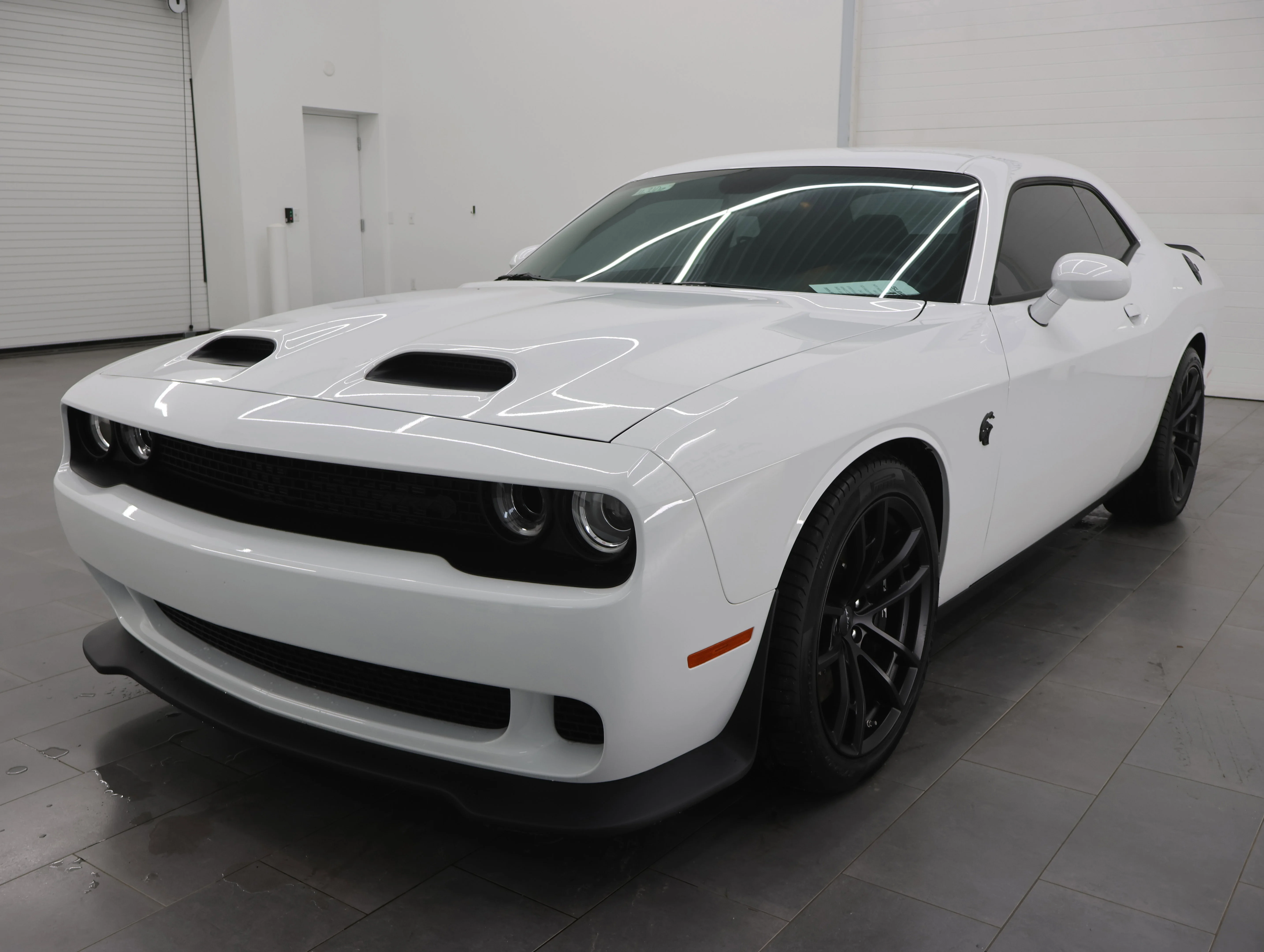 Used 2023 White Knuckle Clearcoat Dodge SRT Hellcat Jailbreak image 7