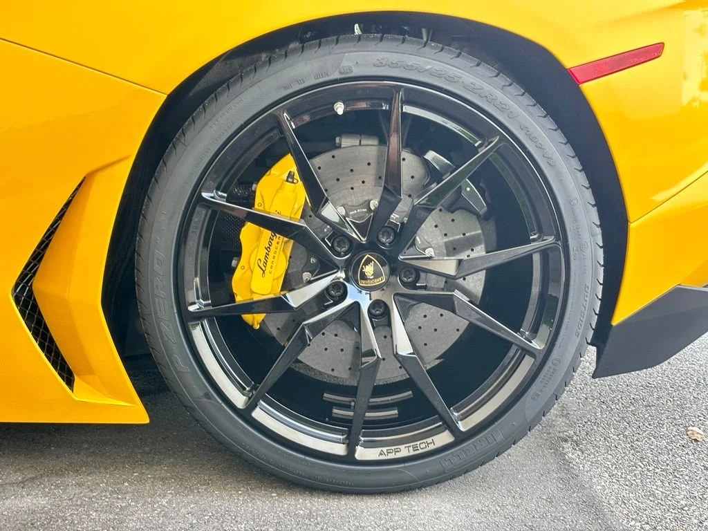 2013 Lamborghini Aventador Base - Photo 17