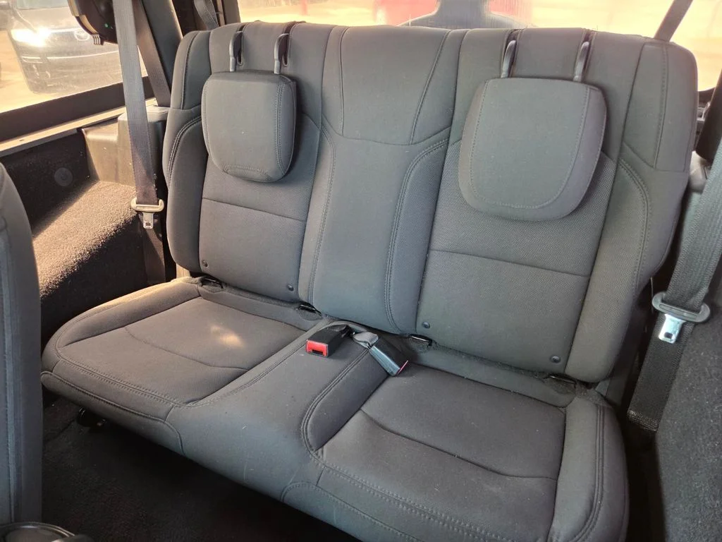 Used 2020 Gray Jeep Sport S image 20
