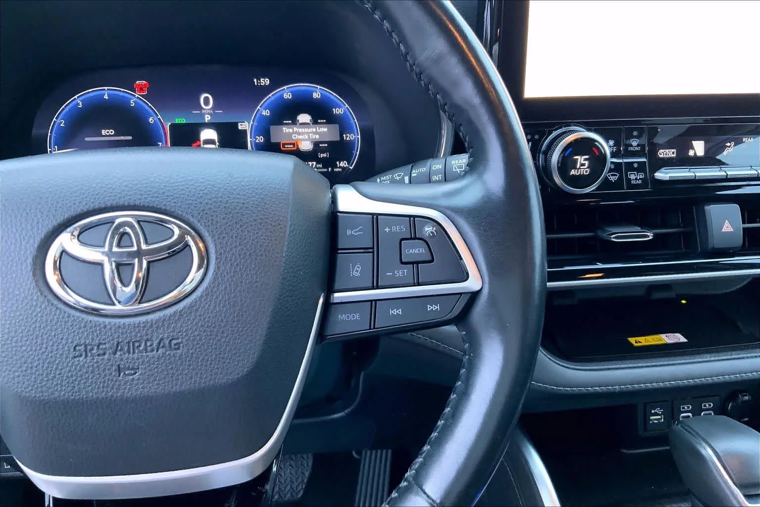 Used 2023 Magnetic Gray Metallic Toyota Platinum image 22